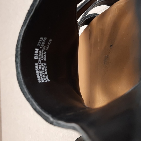 Clarks black leather woven upper heeled sandals, size 8.5 - Picture 12 of 12